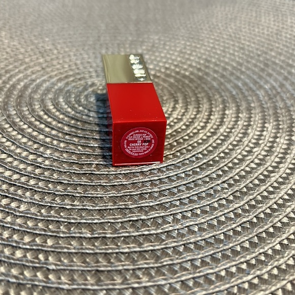 Clinique Pop Lip-color plus Primer Rogue Intense plus Base Cherry Pop lipstick - Picture 2 of 7